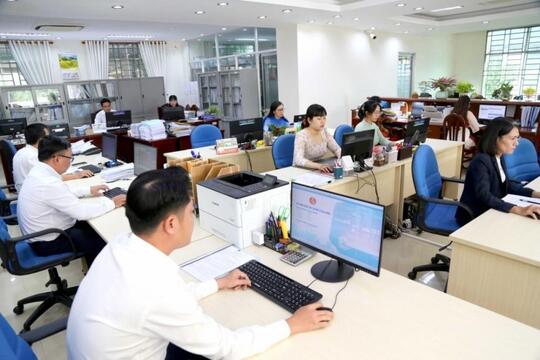 <a href="/tai-chinh2" title="Tài chính" rel="dofollow">Tài chính</a>