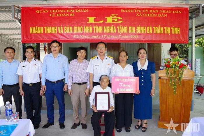 Lữ đoàn 83 (Quân chủng Hải quân) khánh thành, bàn giao nhà tình nghĩa