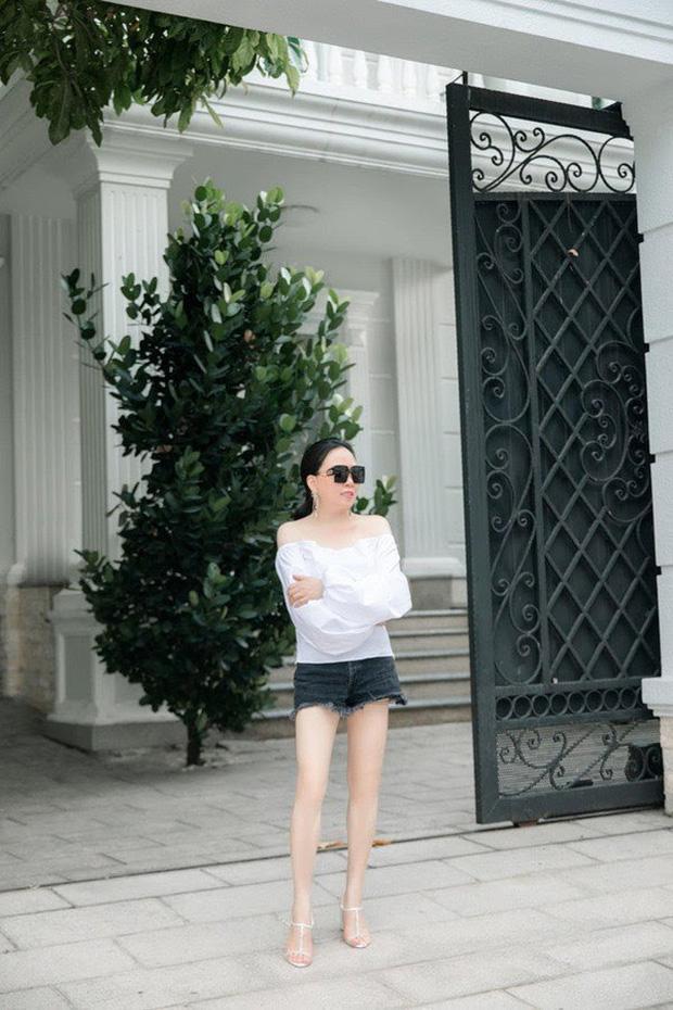 Khối tài sản của Phượng Chanel - Quách Ngọc Ngoan: Nàng có biệt thự tiền tỷ, chàng có trang trại 10.000m2 - Ảnh 5. Khối tài sản của Phượng Chanel - Quách Ngọc Ngoan: Nàng có biệt thự tiền tỷ, chàng có trang trại 10.000m2 - Ảnh 5.
