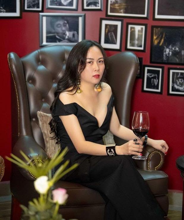 Khối tài sản của Phượng Chanel - Quách Ngọc Ngoan: Nàng có biệt thự tiền tỷ, chàng có trang trại 10.000m2 - Ảnh 15. Khối tài sản của Phượng Chanel - Quách Ngọc Ngoan: Nàng có biệt thự tiền tỷ, chàng có trang trại 10.000m2 - Ảnh 15.