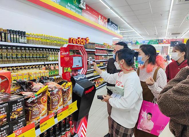 Gần 2.800 siêu thị và cửa hàng WinMart/WinMart+ cam kết 'Tiêu dùng an toàn trong thời kỳ bình thường mới' ảnh 3