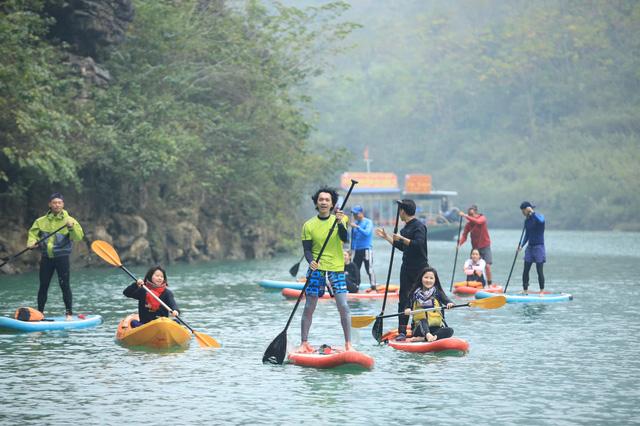 Liên tục khoe body bỏng mắt trên MXH, Chủ tịch ACB Trần Hùng Huy xứng đáng là tổng tài văn võ song toàn! - Ảnh 2.