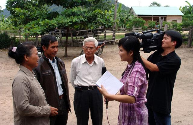 BTV Thu Uyên Như chưa hề có cuộc chia ly sống bình dị, vui thú điền viên ở tuổi U60 - Ảnh 9.