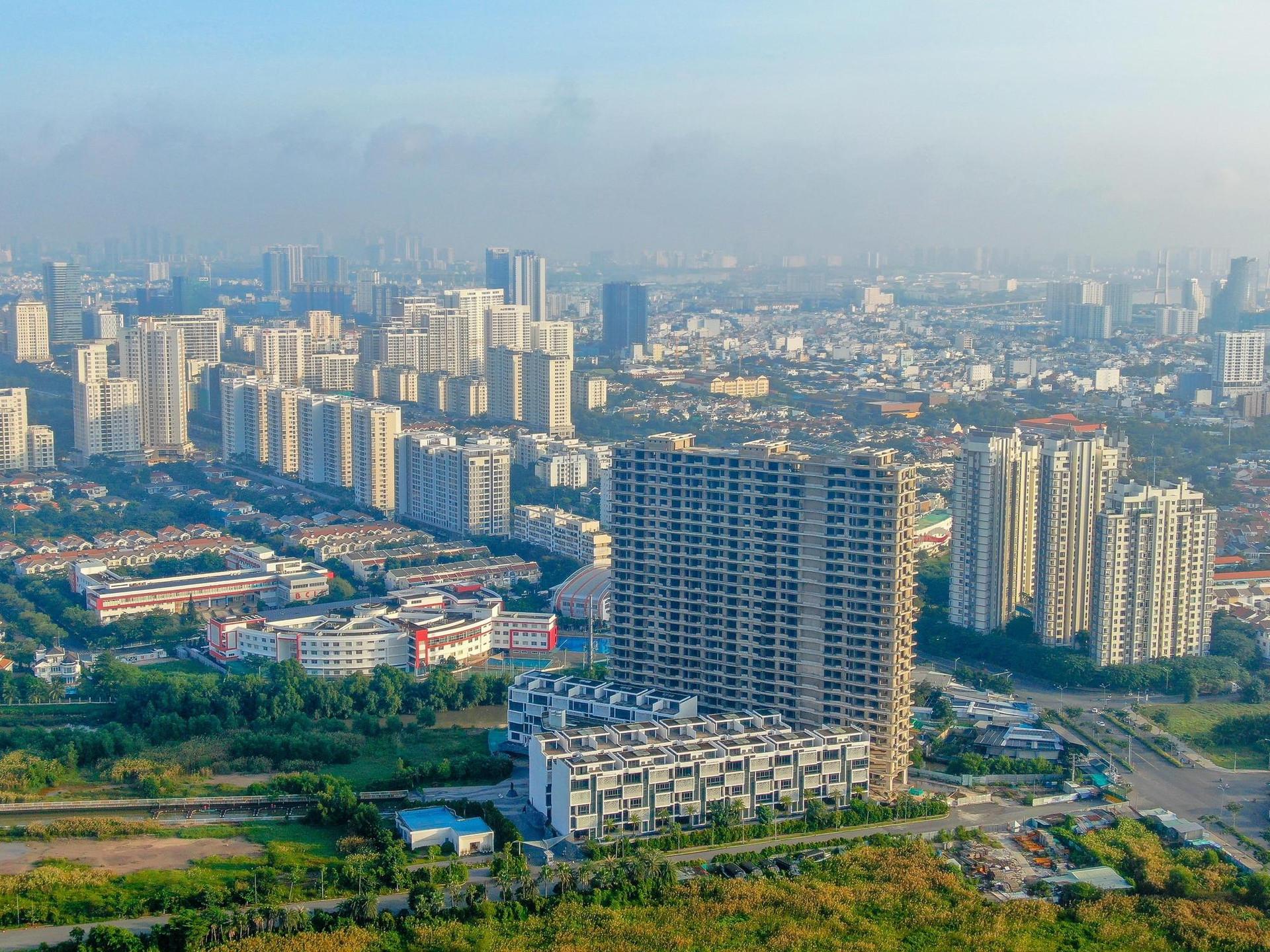 "Ông lớn" ngân hàng tuyên bố giảm lãi suất tới 3%/năm cho các khoản vay kinh doanh bất động sản - Ảnh 1.