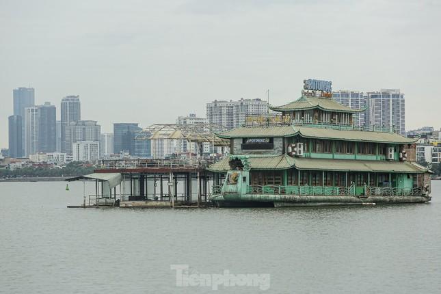 Bí thư Hà Nội: Chưa vội đưa du thuyền hoạt động ở hồ Tây - Ảnh 1.