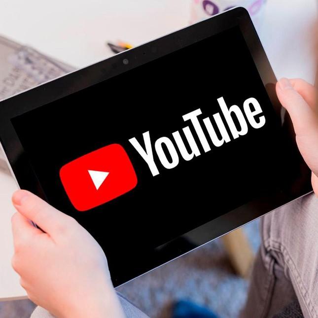 YouTube giới thiệu định dạng quảng cáo mới: Thời lượng 30 giây, không thể nhấn "bỏ qua" - Ảnh 1.