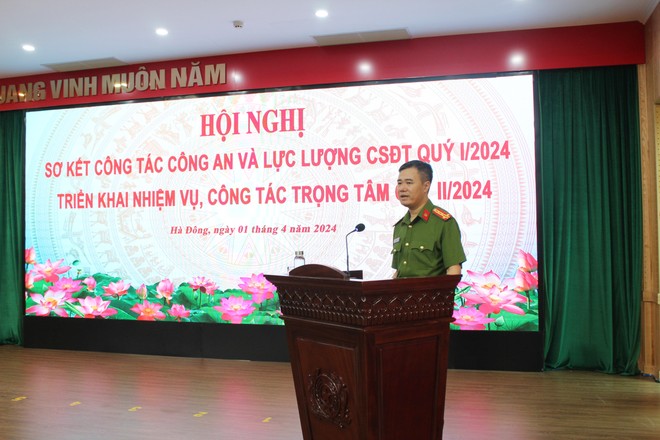 Đại tá Nguyễn Ngọc Quyền, Trưởng CAQ Hà Đông chủ trì hội nghị