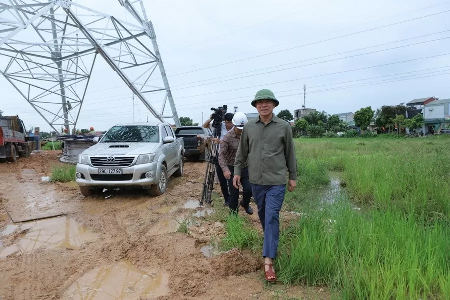 Bí thư Tỉnh ủy Thanh Hóa thăm, động viên cán bộ đang thi công Dự án đường dây 500kV mạch 3