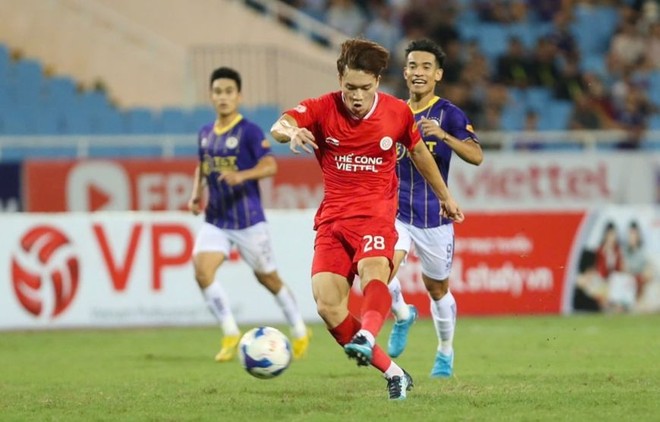 Hoàng Đức chơi tốt sau khi được vào sân Hoàng Đức chơi tốt sau khi được vào sân