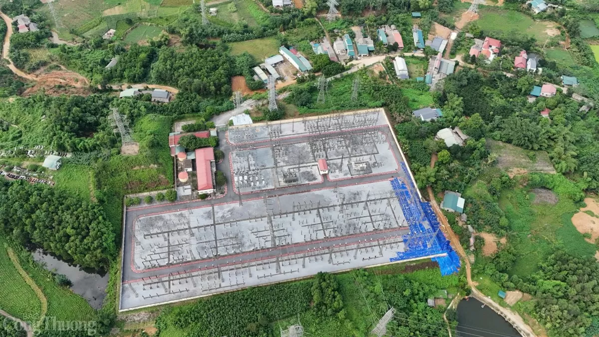 Truyền tải điện Tây Bắc: Căng mình xử lý sạt lở tuyến đường dây 220kV Tuyên Quang - Yên Bái Truyền tải điện Tây Bắc: Căng mình xử lý sạt lở tuyến đường dây 220kV Tuyên Quang - Yên Bái