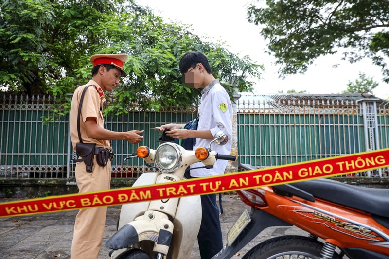 hocsinhvipham1.jpg