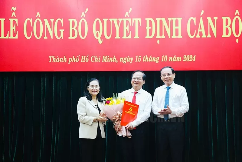 TP. Hồ Chí Minh có tân Bí thư Đảng ủy Khối Dân - Chính - Đảng và Phó ban Tuyên giáo TP. Hồ Chí Minh có tân Bí thư Đảng ủy Khối Dân - Chính - Đảng và Phó ban Tuyên giáo