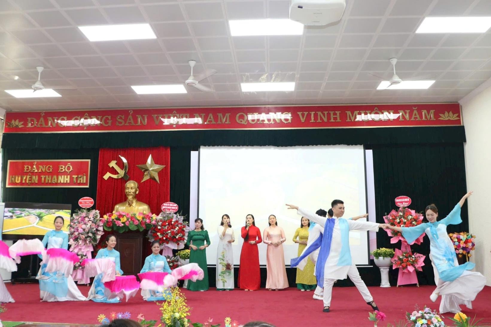 van-nghe-19-10(1).jpg