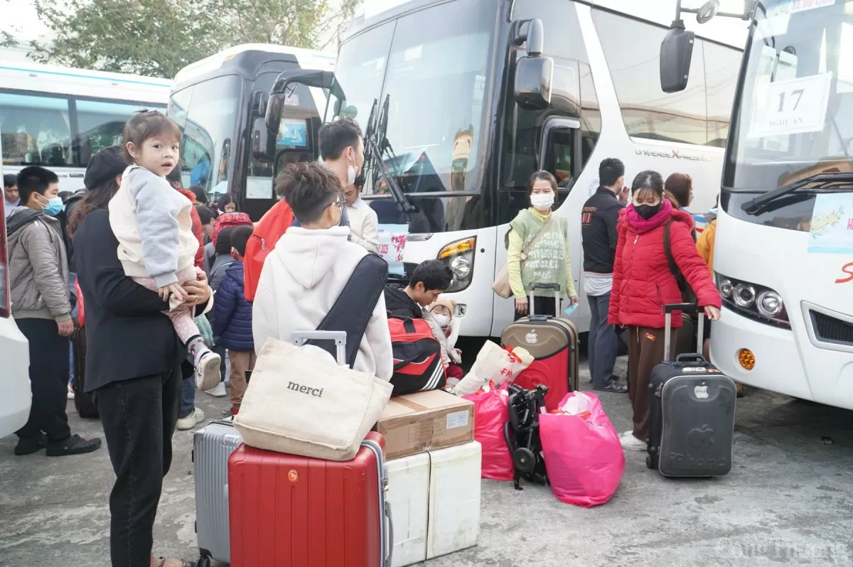 Chuẩn bị lên xe bắt đầu Đà Nẵng: Về quê đón Tết sum vầy trên chuyến xe công đoàn