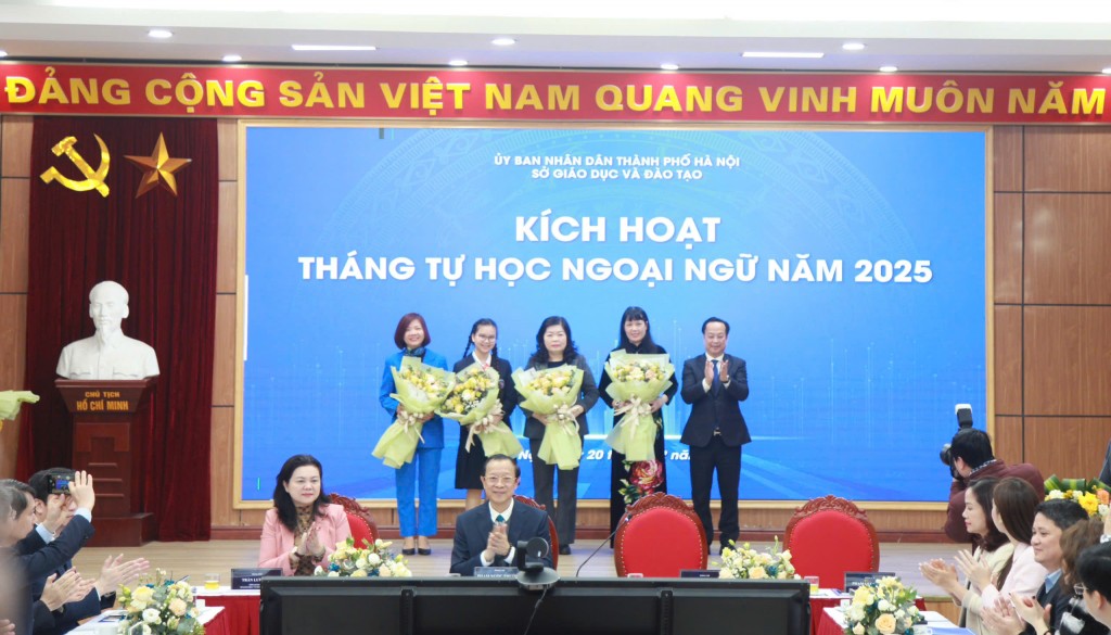 Hà Nội kích hoạt tháng tự học ngoại ngữ