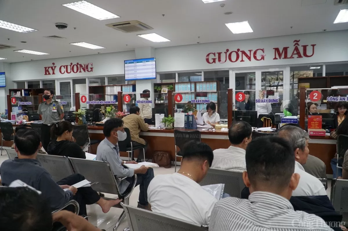 Mọi hoạt động tại bộ phận một cửa trung tâm hành chính thành phố Đà Nẵng hoạt động ổn định, thông suốt trong ngày đầu làm việc chính thức Mọi hoạt động tại bộ phận một cửa trung tâm hành chính thành phố Đà Nẵng hoạt động ổn định, thông suốt trong ngày đầu làm việc chính thức
