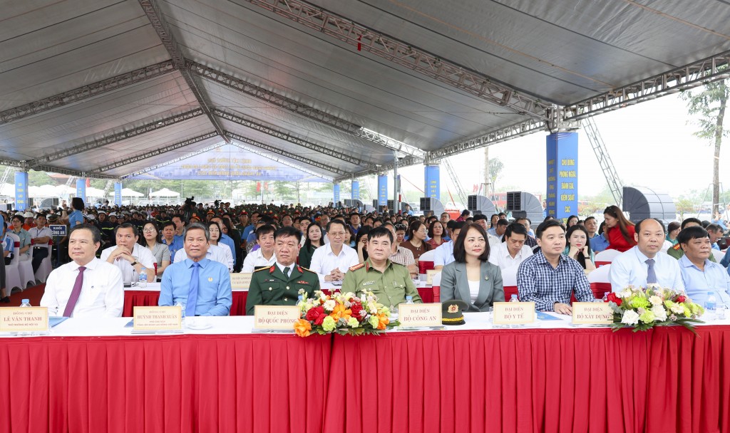Phát động Tháng Công nhân năm 2025