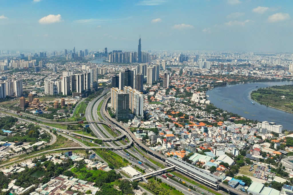 Tuyến metro số 1 tạo cú hích mở ra những trung tâm kinh tế mới tại TP Hồ Chí Minh.