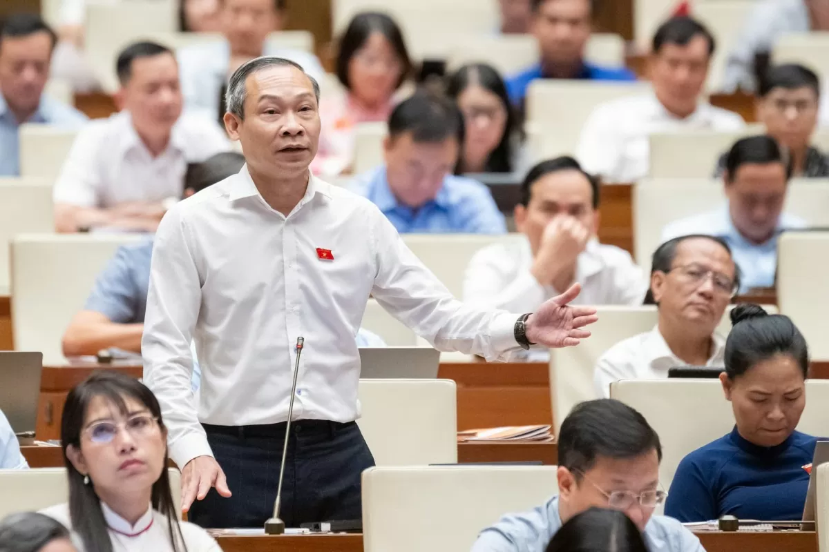 Đại biểu Phan Đức Hiếu (Đoàn Thái Bình) Đại biểu Phan Đức Hiếu (Đoàn Thái Bình)