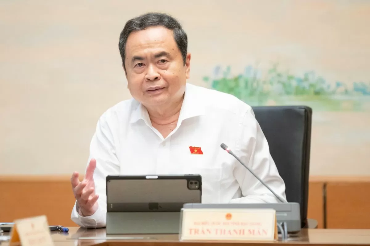 Chủ tịch Quốc hội Trần Thanh Mẫn phát biểu tại Tổ 13. Ảnh: Phạm Thắng Chủ tịch Quốc hội Trần Thanh Mẫn phát biểu tại Tổ 13. Ảnh: Phạm Thắng