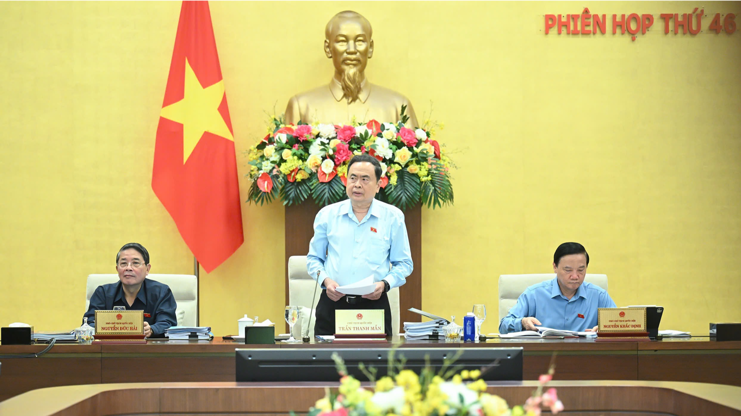 Chủ tịch Quốc hội Trần Thanh Mẫn phát biểu khai mạc phiên họp.