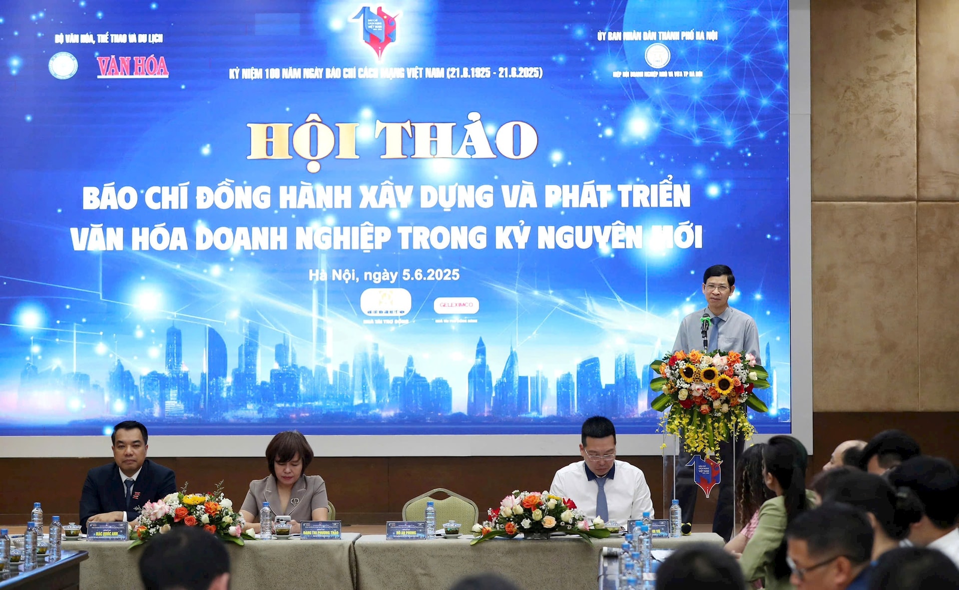 thu-truong-ho-an-phong.jpg