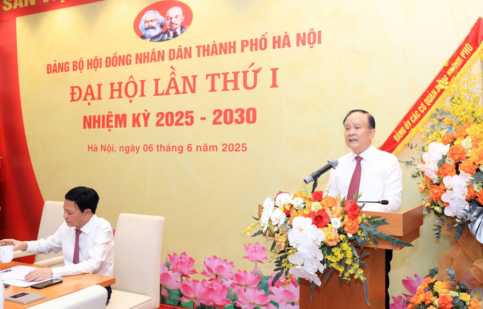 tuan1.jpg