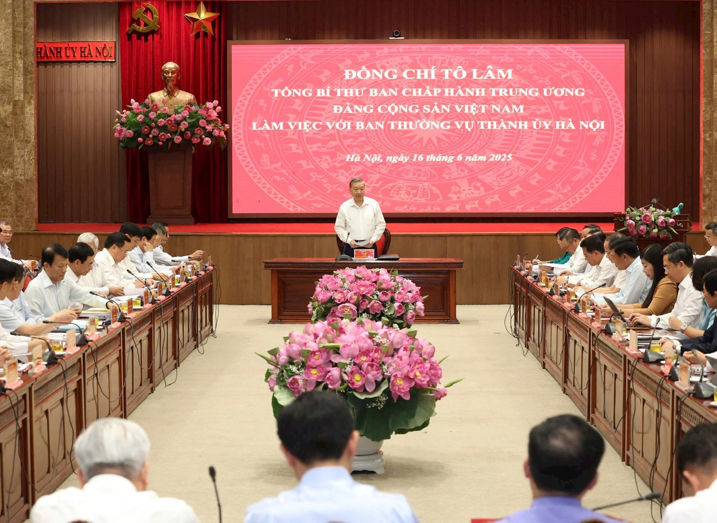 Tổng Bí thư Tô Lâm phát biểu tại hội nghị. Ảnh: Viết Thành.  
