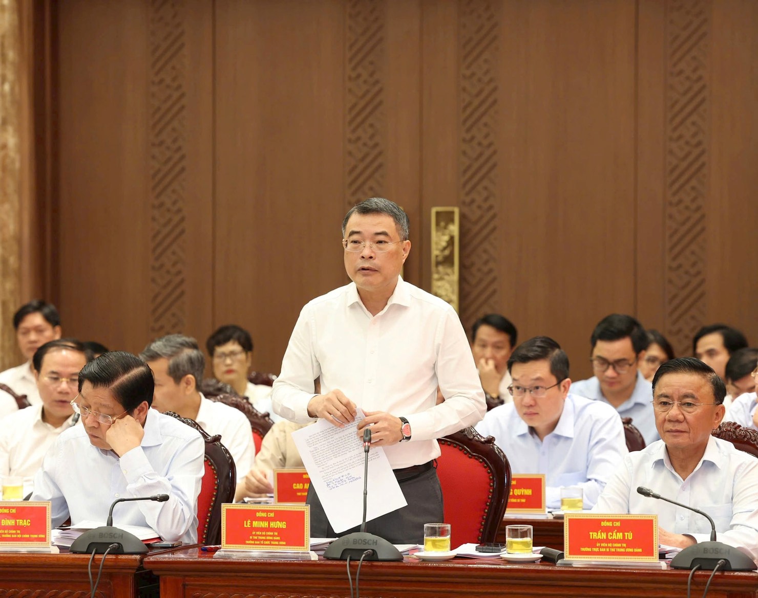 Trưởng ban Tổ chức Trung ương Lê Minh Hưng phát biểu. Ảnh: Viết Thành.  