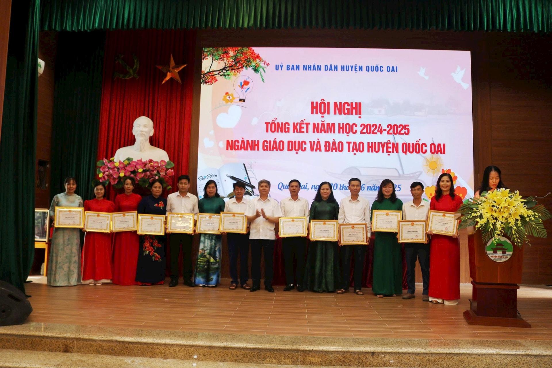 1-quoc-oai.jpg