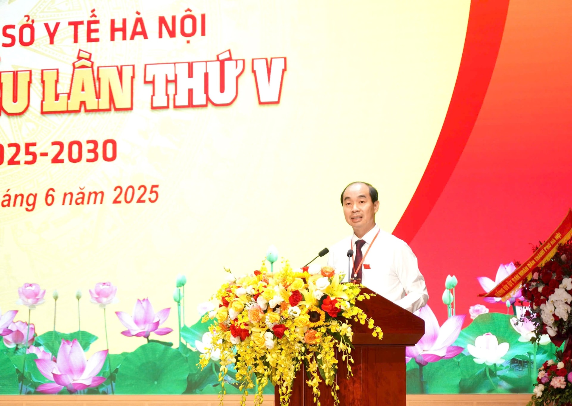 nguyen-dinh-hung.jpg