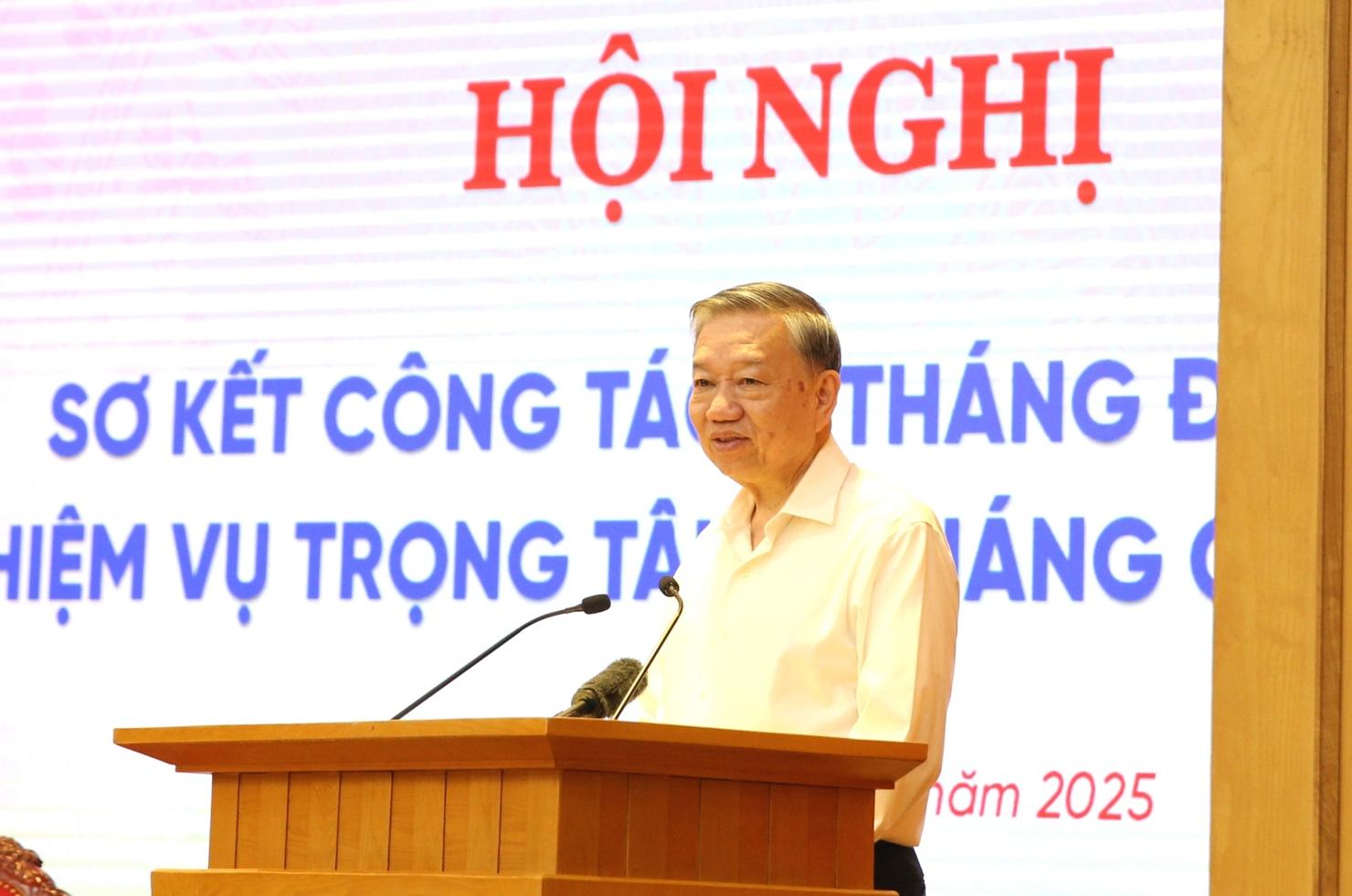 Tổng Bí thư Tô Lâm khẳng định, Nghị quyết 57 là Nghị quyết có ý nghĩa chiến lược, định hình con đường phát triển nhanh và bền vững của đất nước trong giai đoạn mới - Ảnh: VGP/Nguyễn Hoàng.  