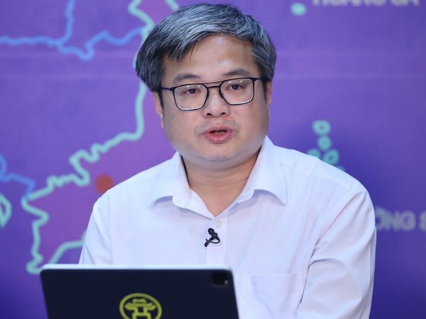 Phó Chủ tịch UBND thành phố Hà Nội Trương Việt Dũng chia sẻ tại Tọa đàm. Ảnh: Nhật Bắc