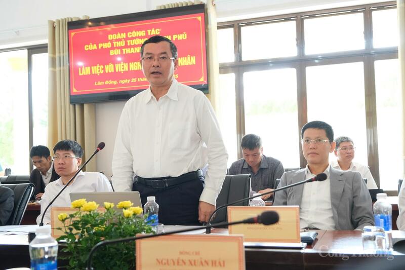 Thứ trưởng Bộ Giáo dục và Đào tạo Nguyễn Văn Phúc phát biểu về công tác liên kết, đào tạo nguồn nhân lực phục vụ cho lĩnh vực năng lượng nguyên tử