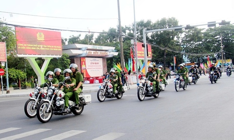 Lực lượng công an Cần Thơ ra quân trấn áp tội phạm. Ảnh: Công an TP. Cần Thơ