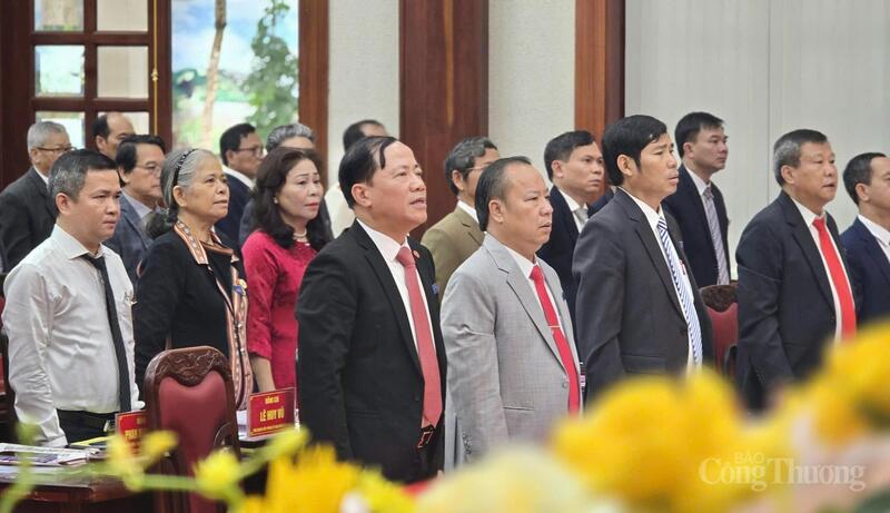 Các lãnh đạo địa phương tham dự Đại hội. Ảnh: Hiền Mai