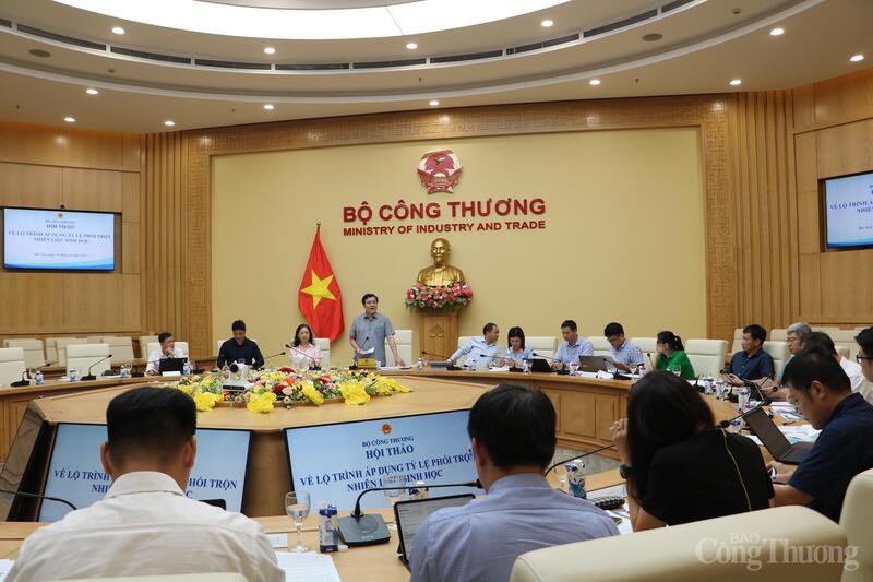 Quang cảnh hội thảo. Ảnh: Phong Lâm