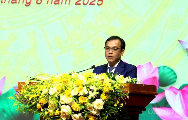 Ông U Huấn, Phó Bí thư Tỉnh ủy Quảng Ngãi phát biểu chỉ đạo tại Đại hội