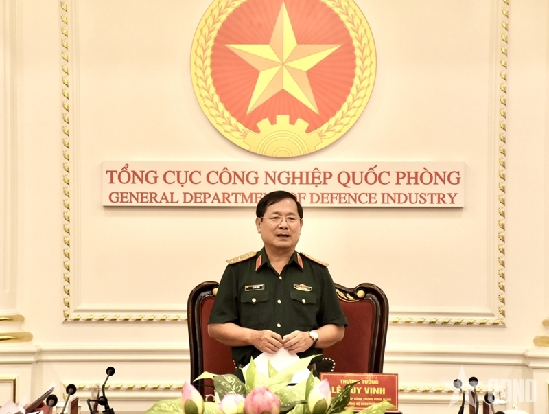 Thượng tướng Lê Huy Vịnh, Ủy viên Trung ương Đảng, Thứ trưởng Bộ Quốc phòng, Phó trưởng ban Thường trực Ban Chỉ đạo 3488 phát biểu tại buổi kiểm tra. Ảnh: QĐND