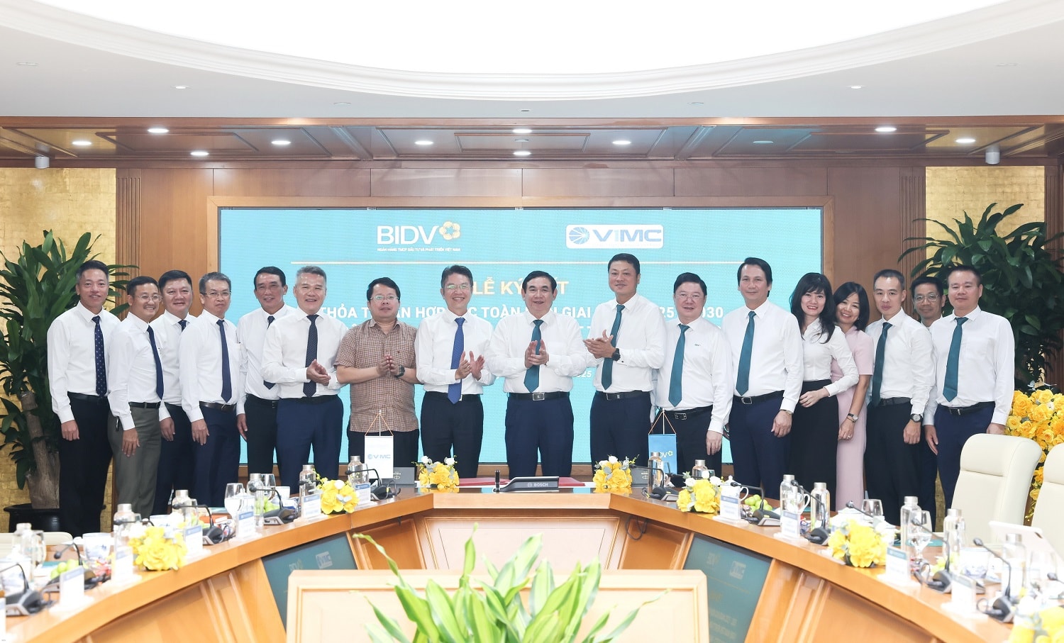 15-9-bidv-3.jpg