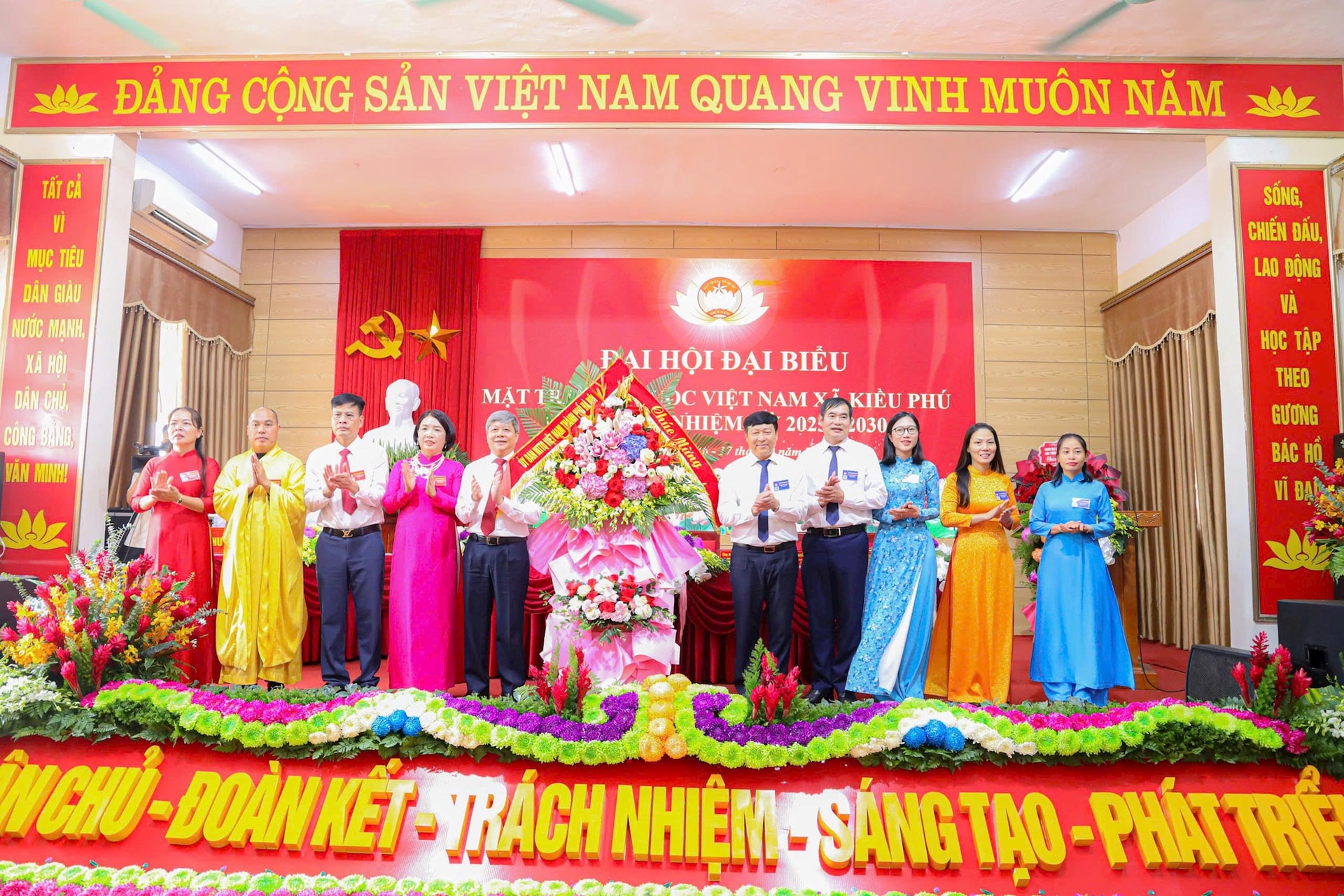 2-kieu-phu.jpg