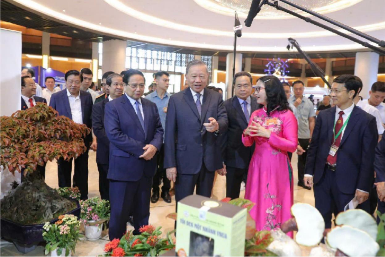 Học viện Nông nghiệp Việt Nam tham gia Triển lãm của ngành Giáo dục - Ảnh 2.
