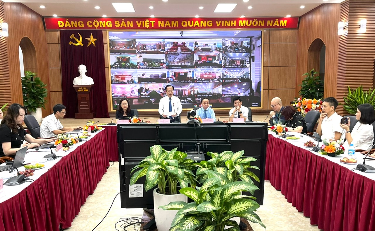 0310-hn-trien-khai-ct-tin-hoc-quoc-te.jpg