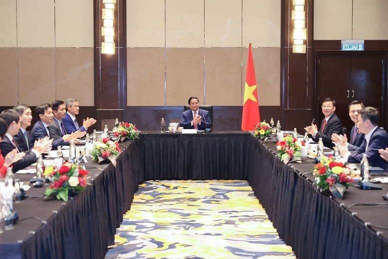 Thủ tướng làm việc với Đại sứ Việt Nam tại các nước ASEAN có biển liền kề với nước ta- Ảnh 1.
