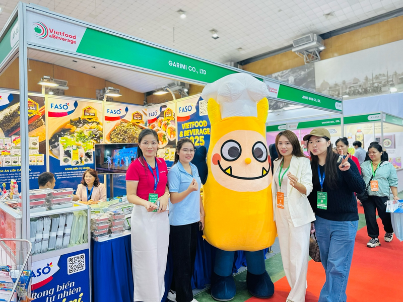 Gian hàng của Fasso tại Triển lãm Thực phẩm Quốc tế Vietfood & Beverage 2025 thu hút đông đảo du khách