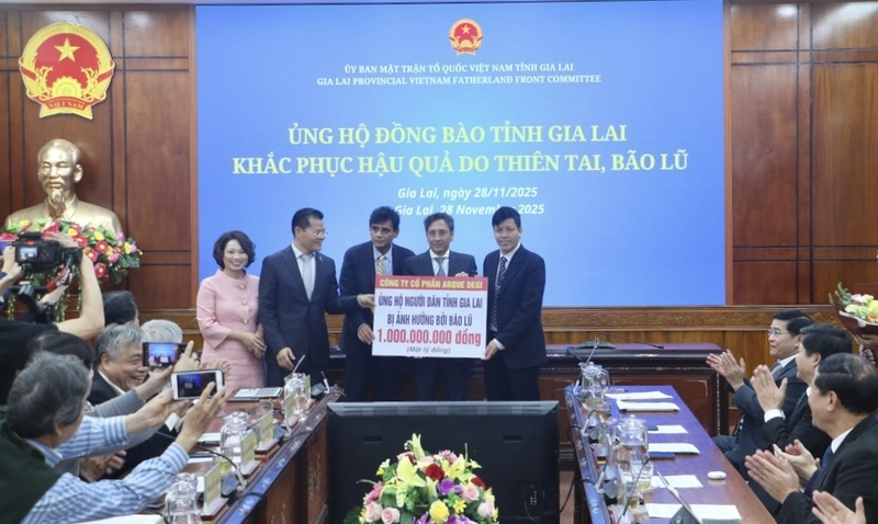 Công ty Cổ phần Arque Degi hỗ trợ tỉnh Gia Lai 1 tỷ đồng để khắc phục hậu quả đợt bão lũ nghiêm trọng vừa qua.