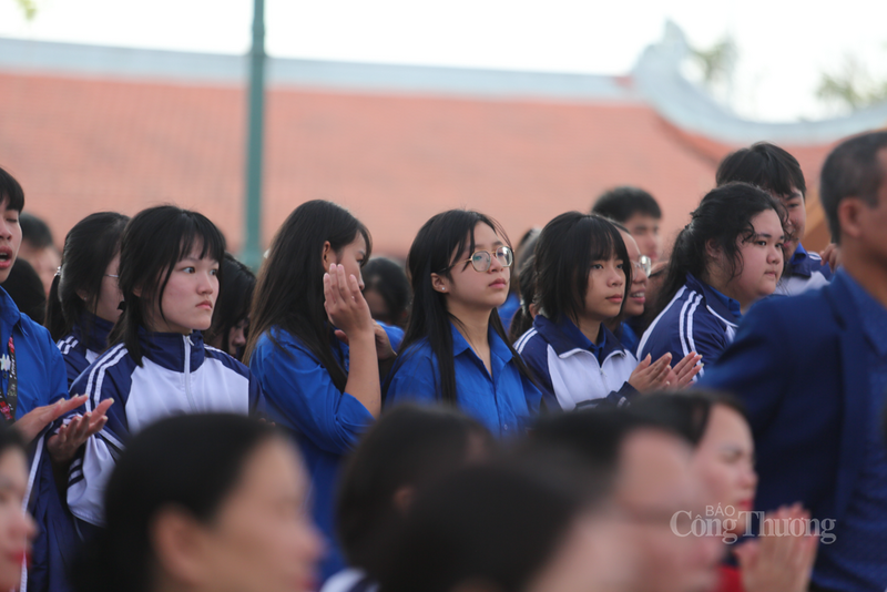 Hà Tĩnh tôn vinh truyền thống khoa bảng tại Văn Miếu địa phương - 13