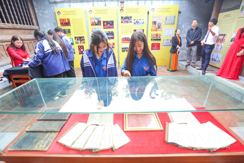 Từ trường học đến văn miếu, từ khoa bảng đến bia đá, truyền thống hiếu học của Hà Tĩnh đã hun đúc nên lớp nho sĩ lấy học làm đạo, lấy đạo để lập thân, phụng sự triều đình, làm rạng danh quê hương.