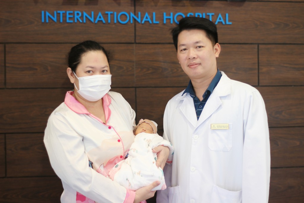 Cứu sống bé trai sinh non 1kg tại Vinmec Phú Quốc