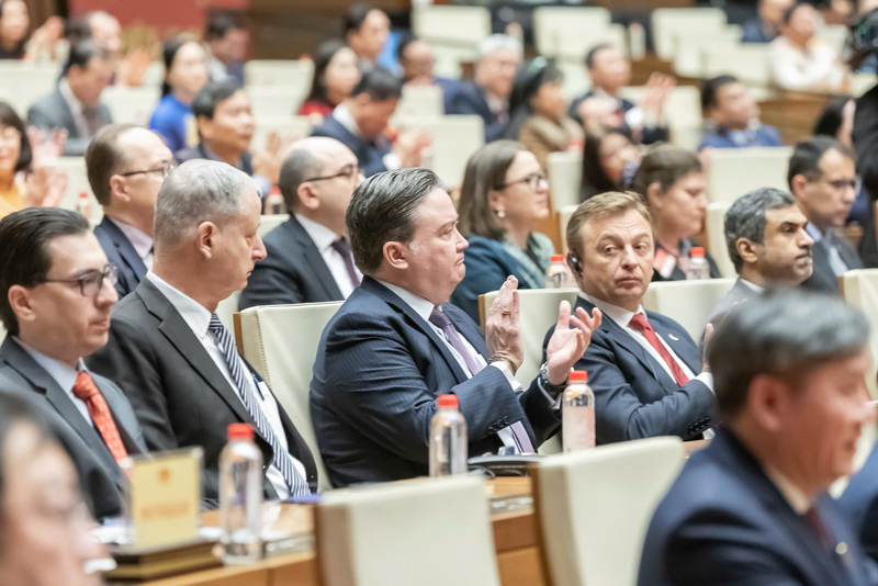 Các đại biểu quốc tế dự Lễ kỷ niệm 80 năm ngày Tổng tuyển cử đầu tiên bầu Quốc hội Việt Nam. Ảnh: Quang Vinh